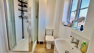 Photo 8- click for photo gallery